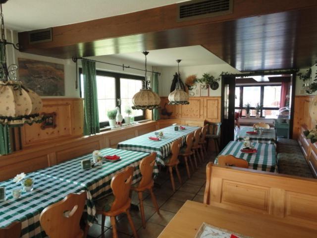Landgasthof Traube ไฮเดนไฮม์ อันแดร์ เบรนซ์ ภายนอก รูปภาพ